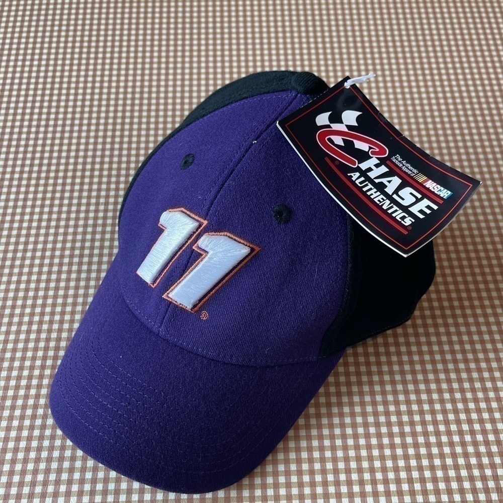 Chase Authentics‎ 11 NASCAR Hat. NWT